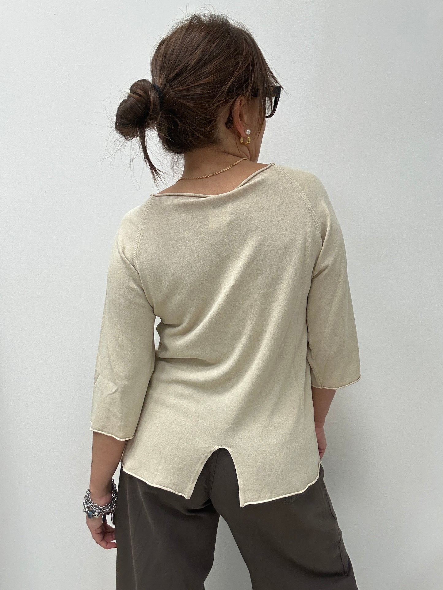 Susy Mix maglia in filo spacco dietro