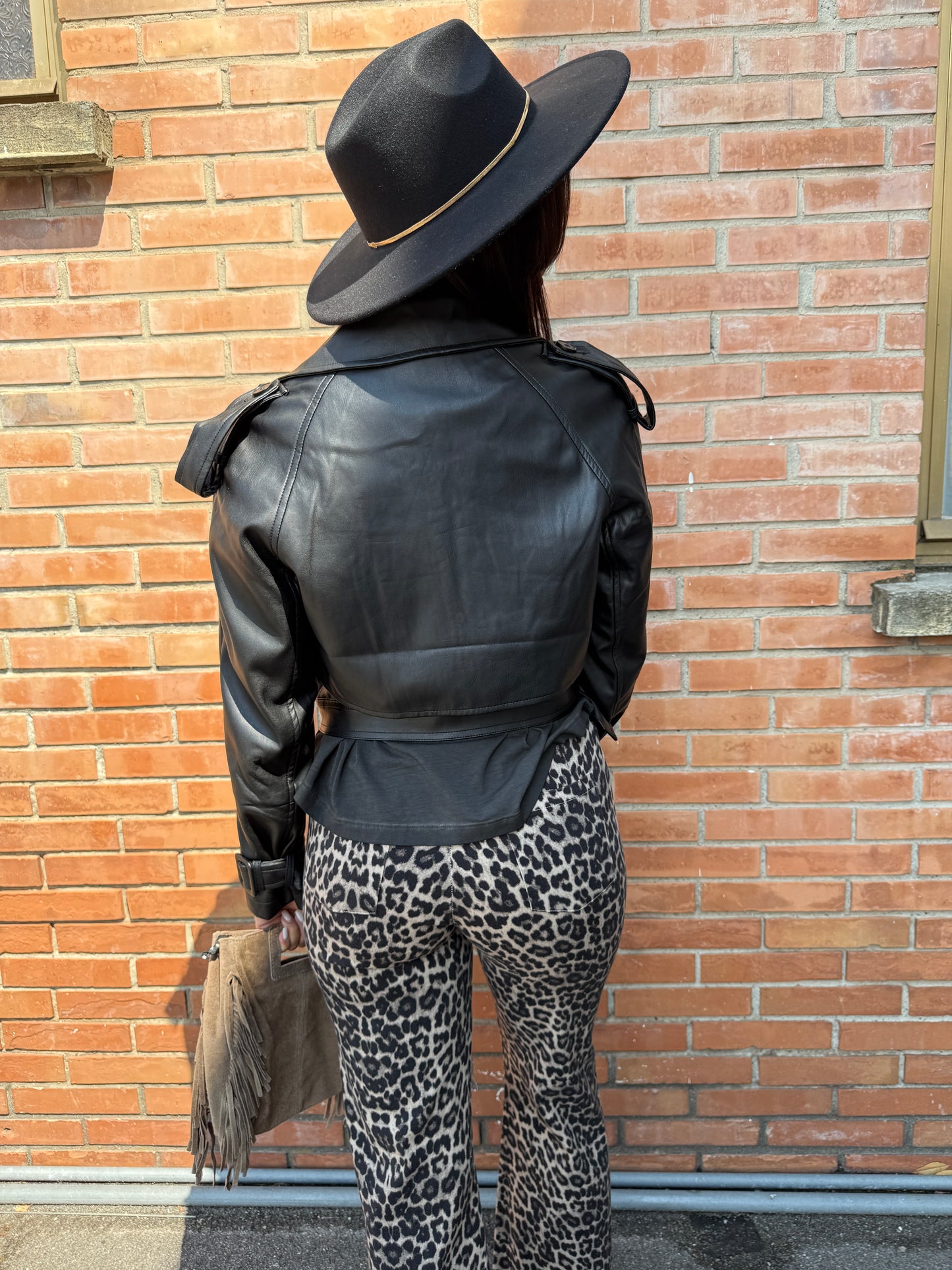 Giacca bomber ecopelle cintura nero