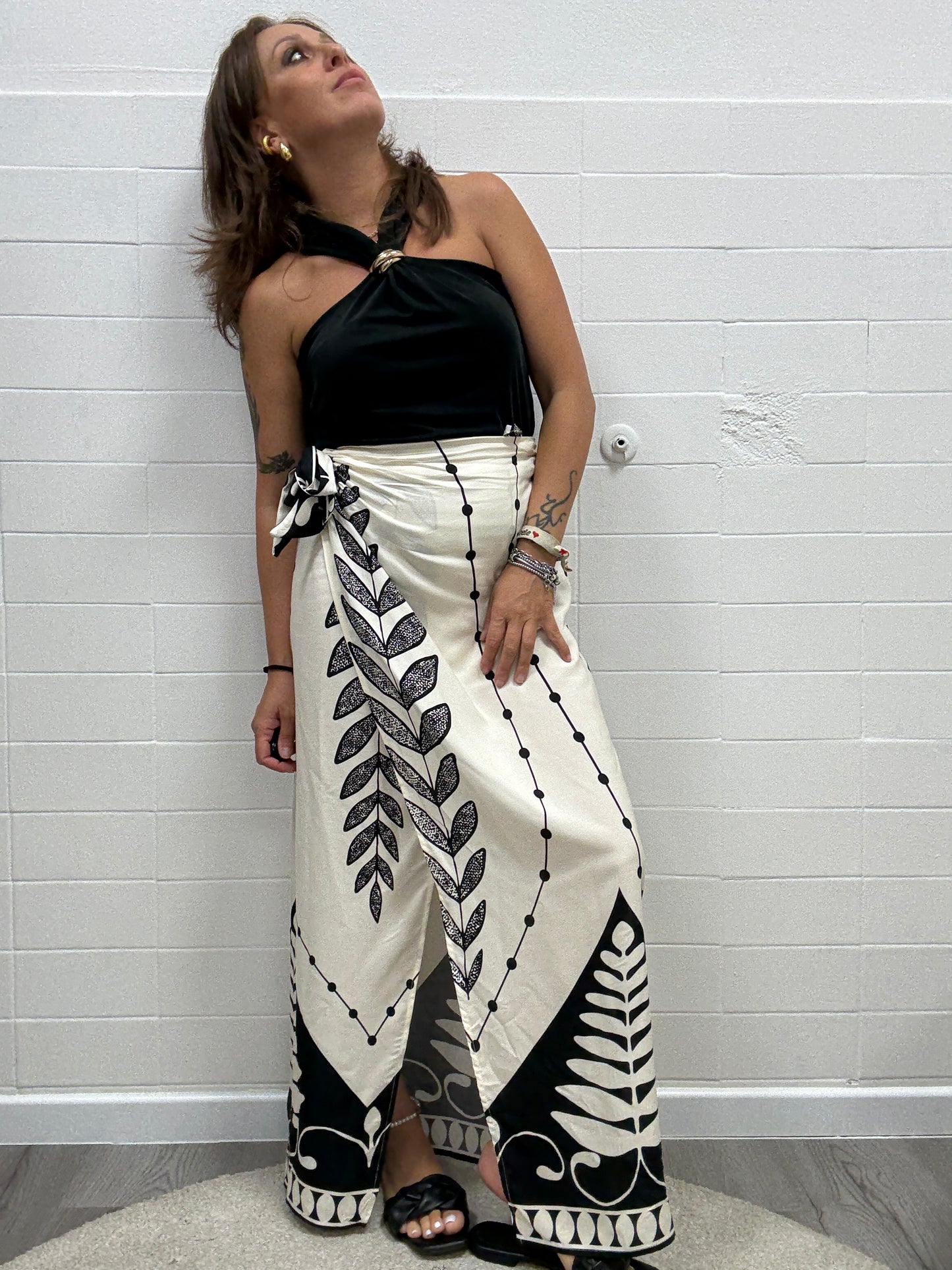 HaveOne Gonna pareo Fantasia Bianco e nero