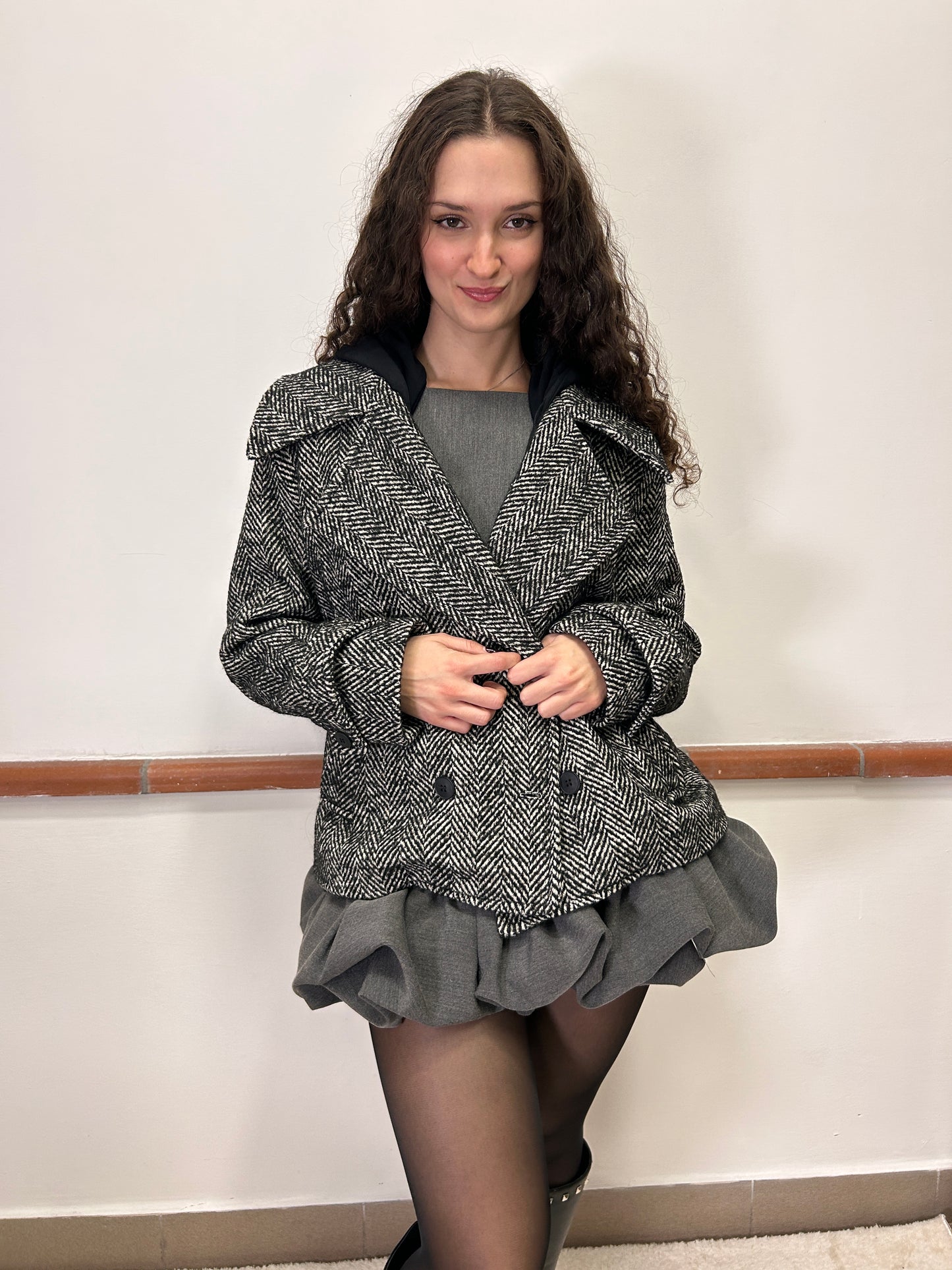 Susy Mix Herringbone Short Coat