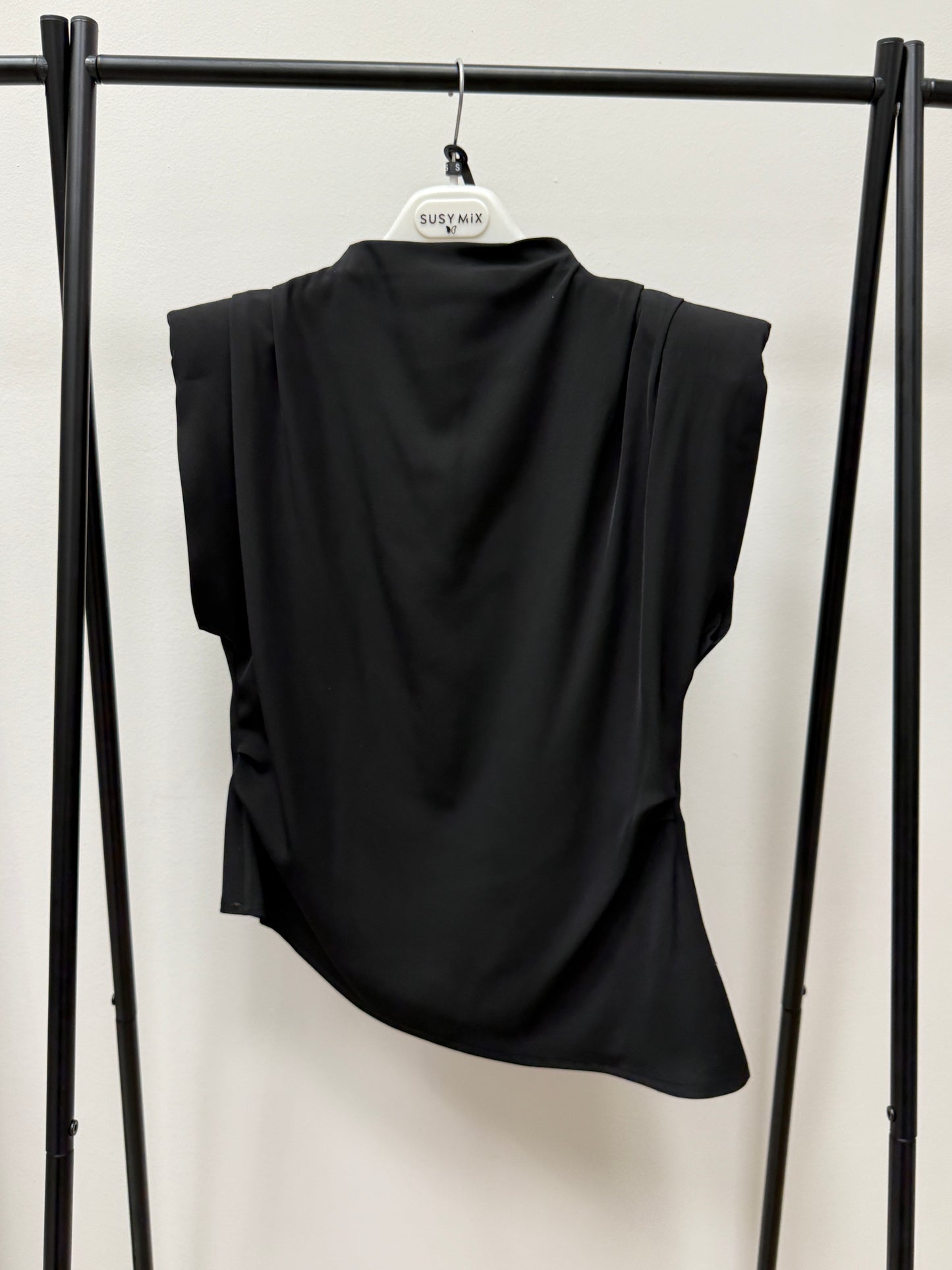 Completo fluido spalline Susy Mix nero