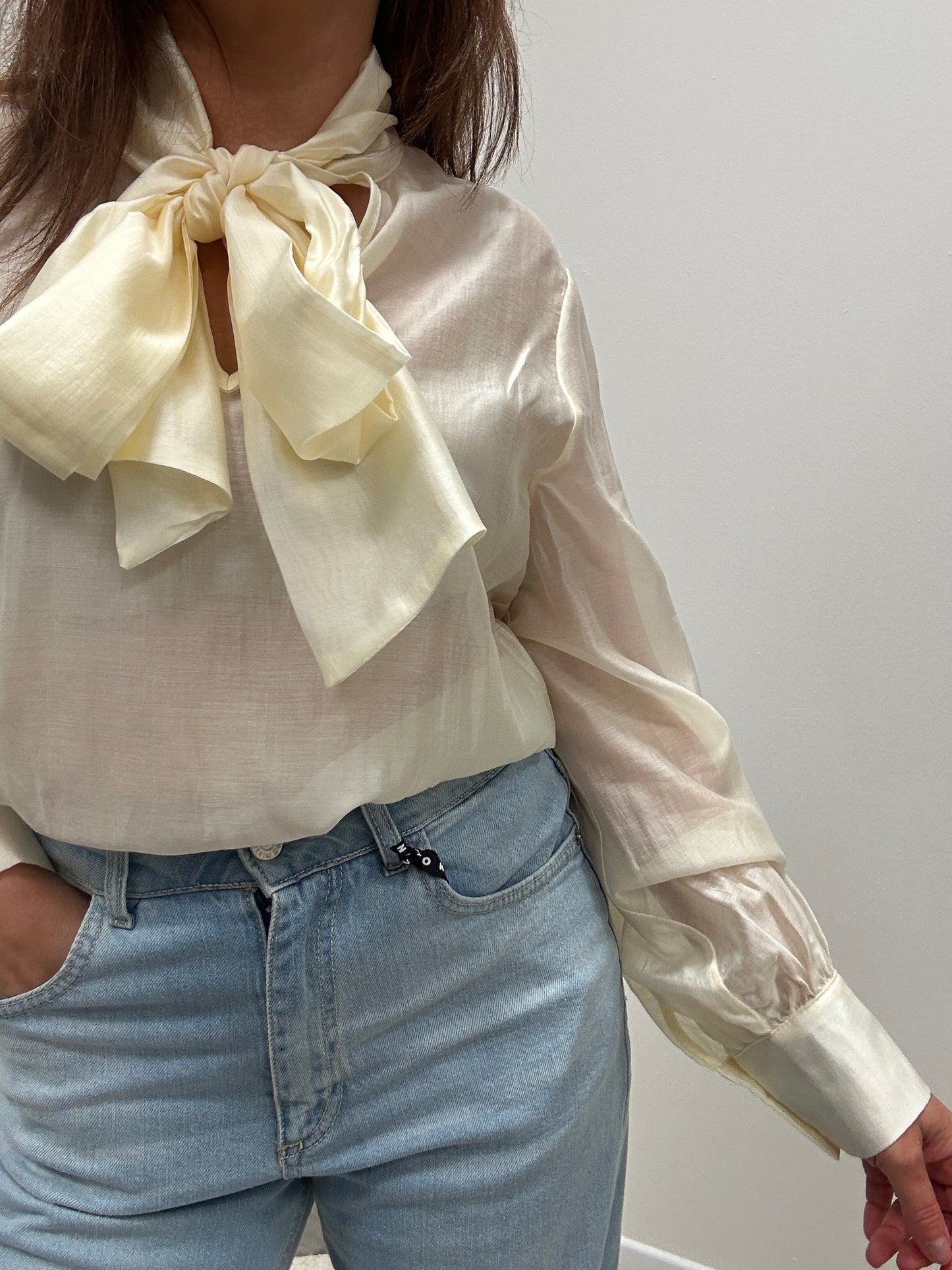 Haveone camicia con fiocco