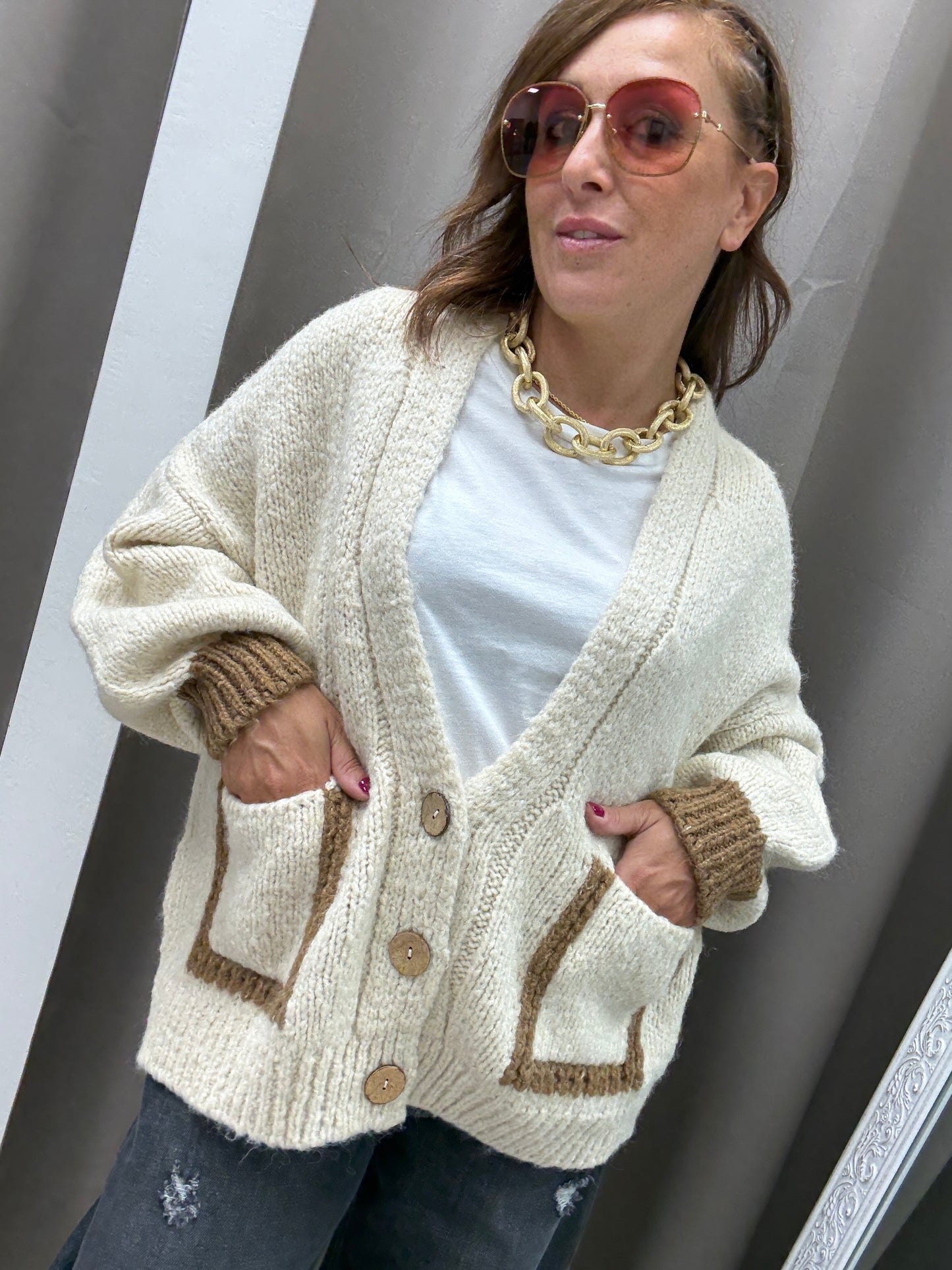 HaveOne Cardigan Tre Bottoni Burro