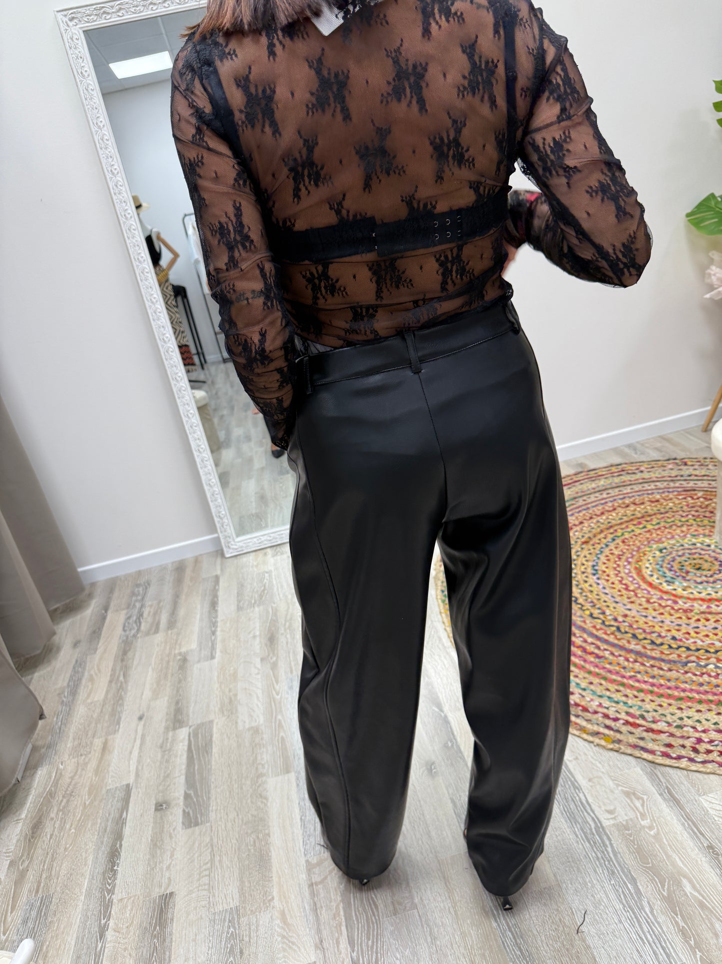 Maglia in pizzo Susy Mix Nero