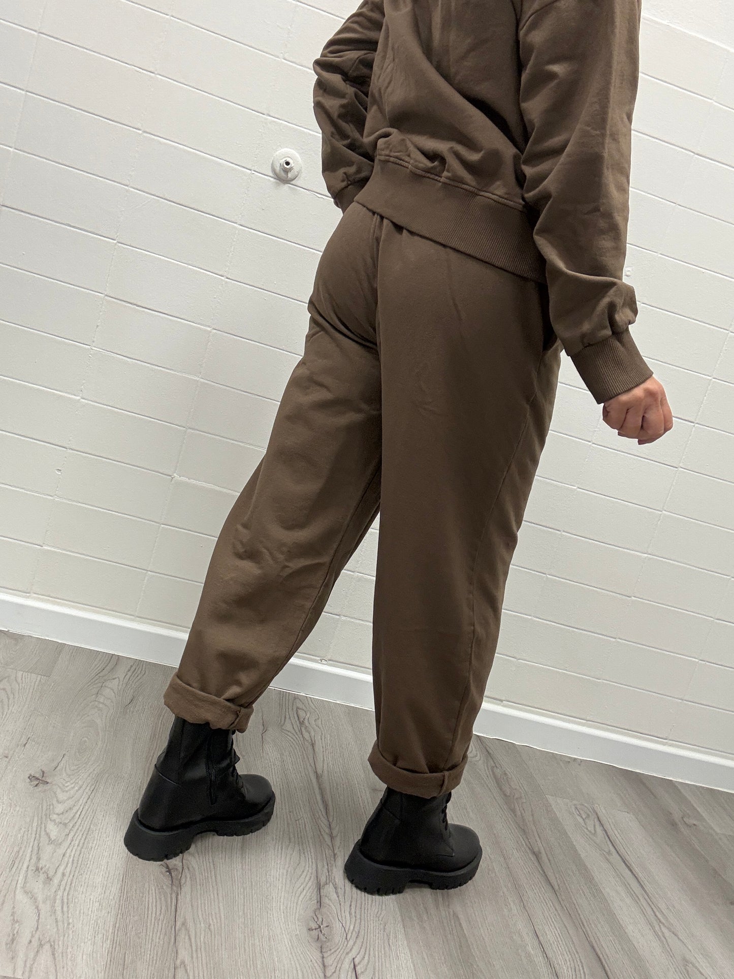 Tuta coordinato felpa + pantalone moro