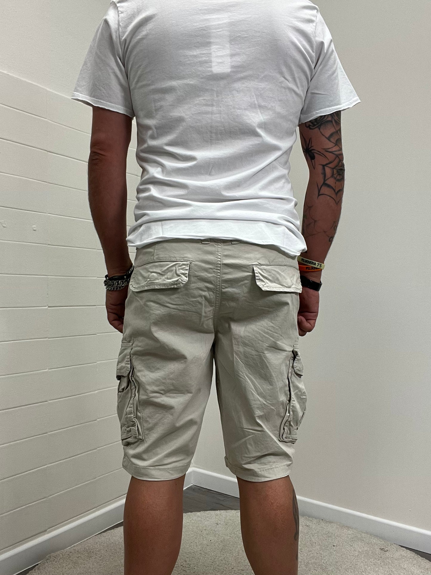 Circus Red Bermuda Beige