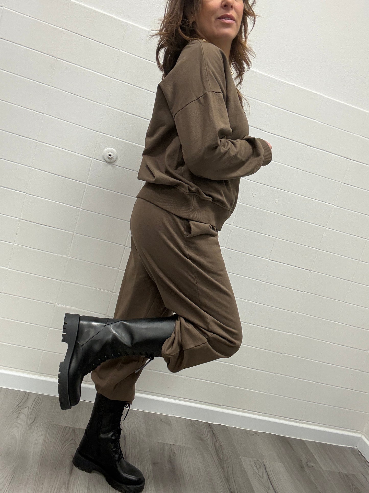 Tuta coordinato felpa + pantalone moro