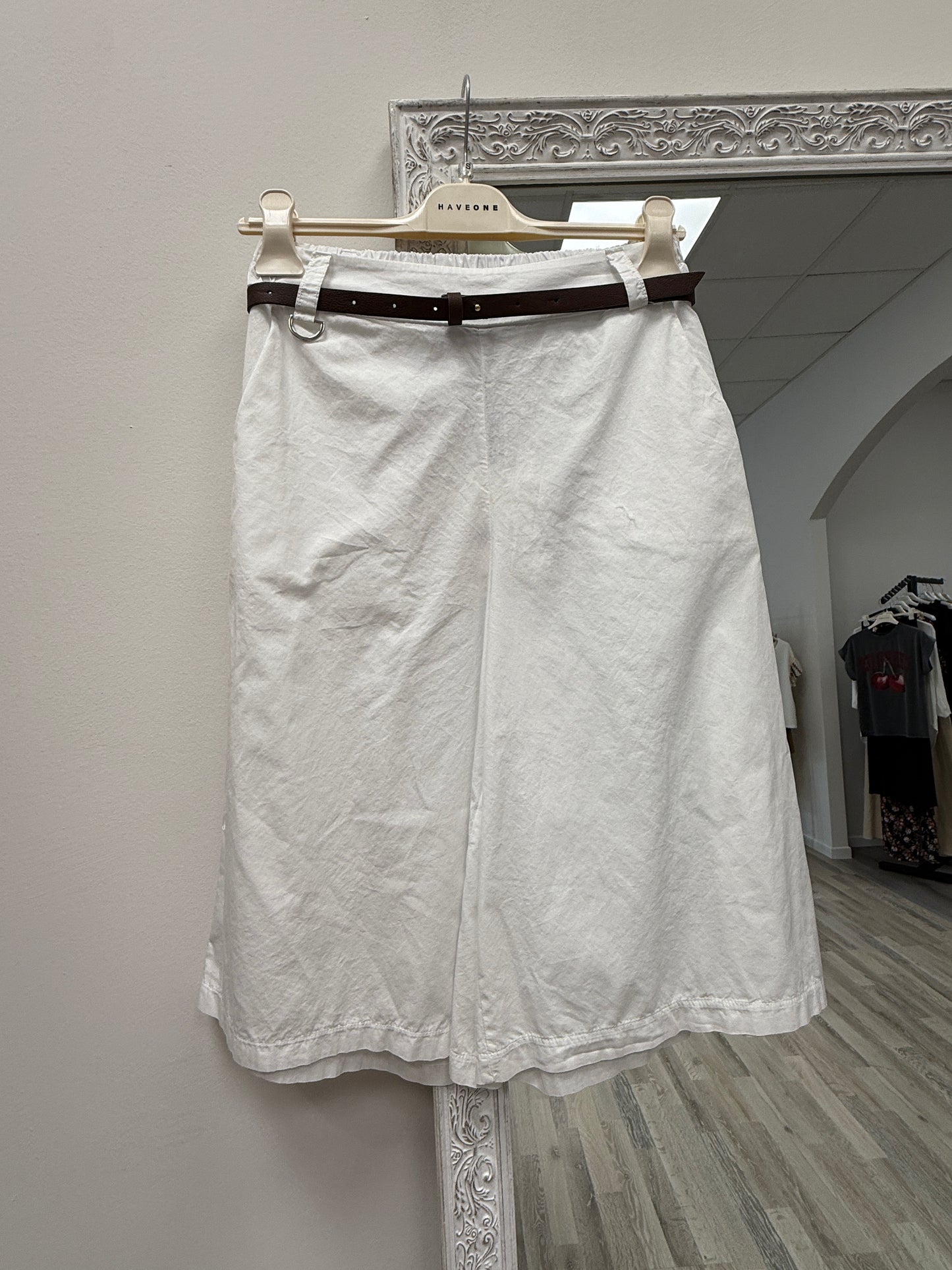 Bermuda cotone con cintura bianco Haveone