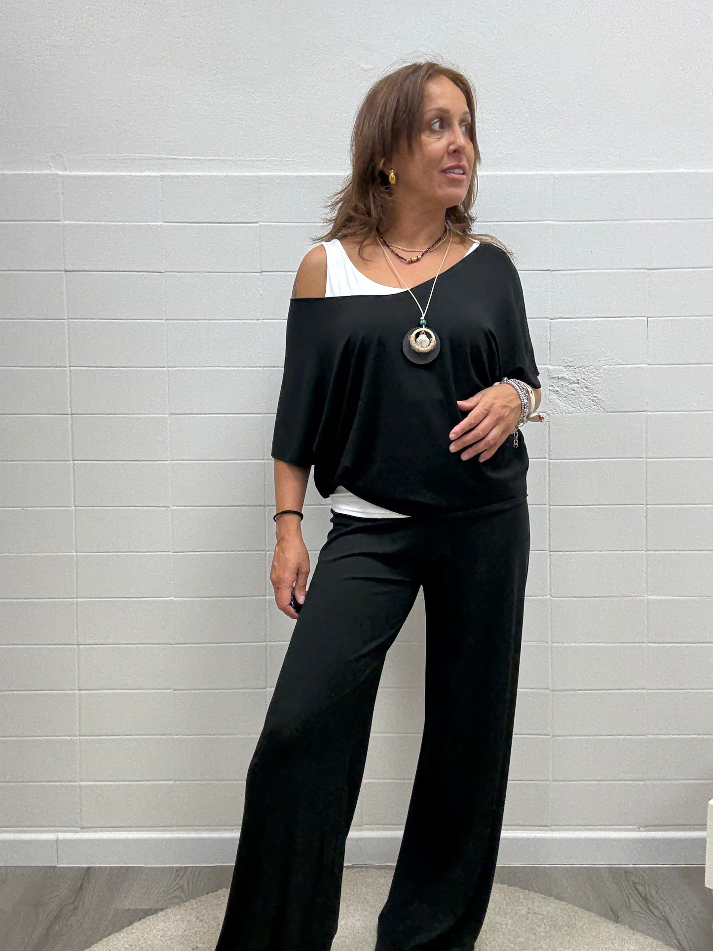 Susy Mix Completo coordinato viscosa con collana Nero