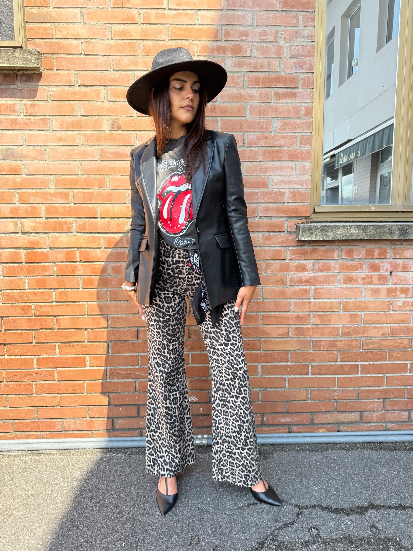 Susy Mix Giacca sfiancata in Ecopelle Nera