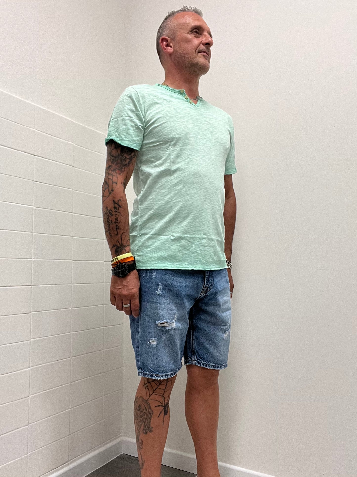 Gianni Lupo T-Shirt Scollo a V Verde