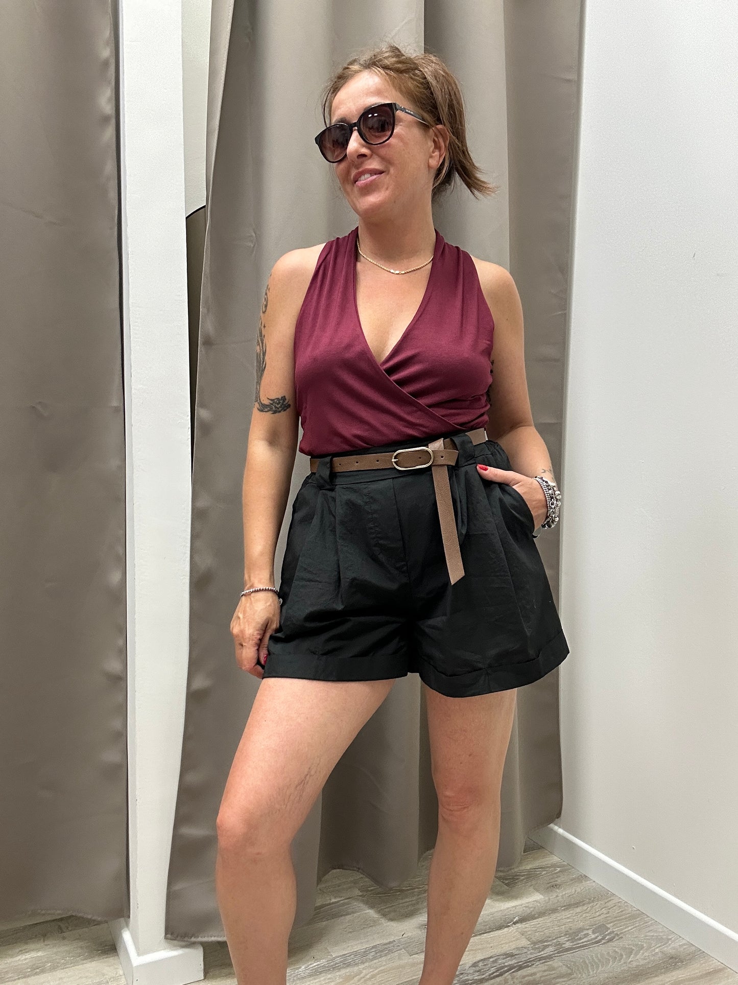 HaveOne Shorts con Risvolto Nero