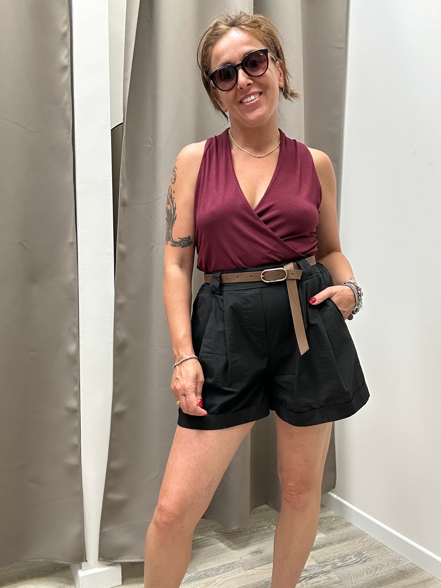 HaveOne Shorts con Risvolto Nero