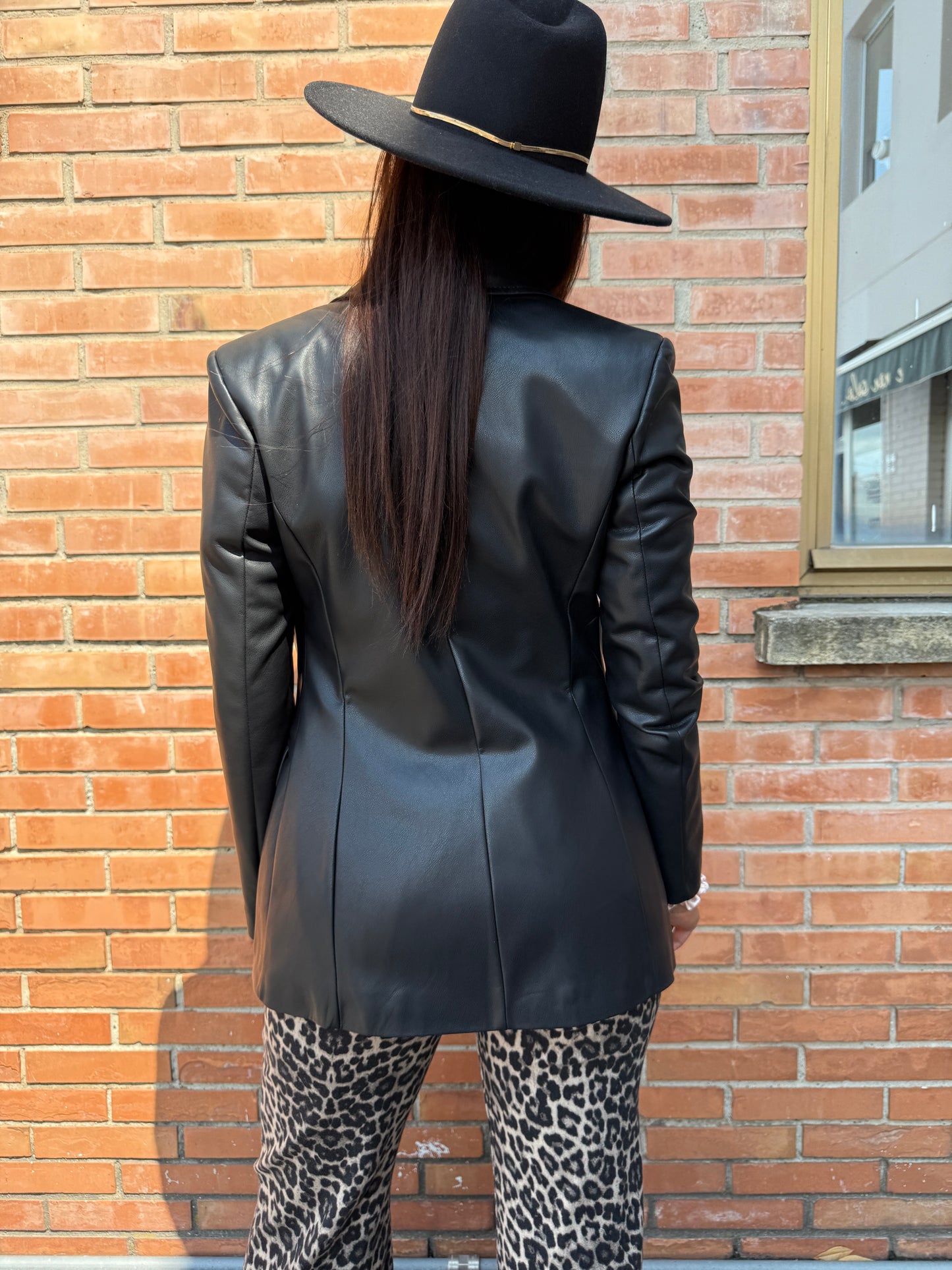 Susy Mix Giacca sfiancata in Ecopelle Nera