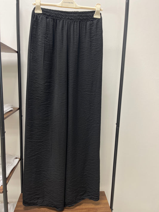 HaveOne Pantalone Palazzo in Viscosa Stropicciata Nero