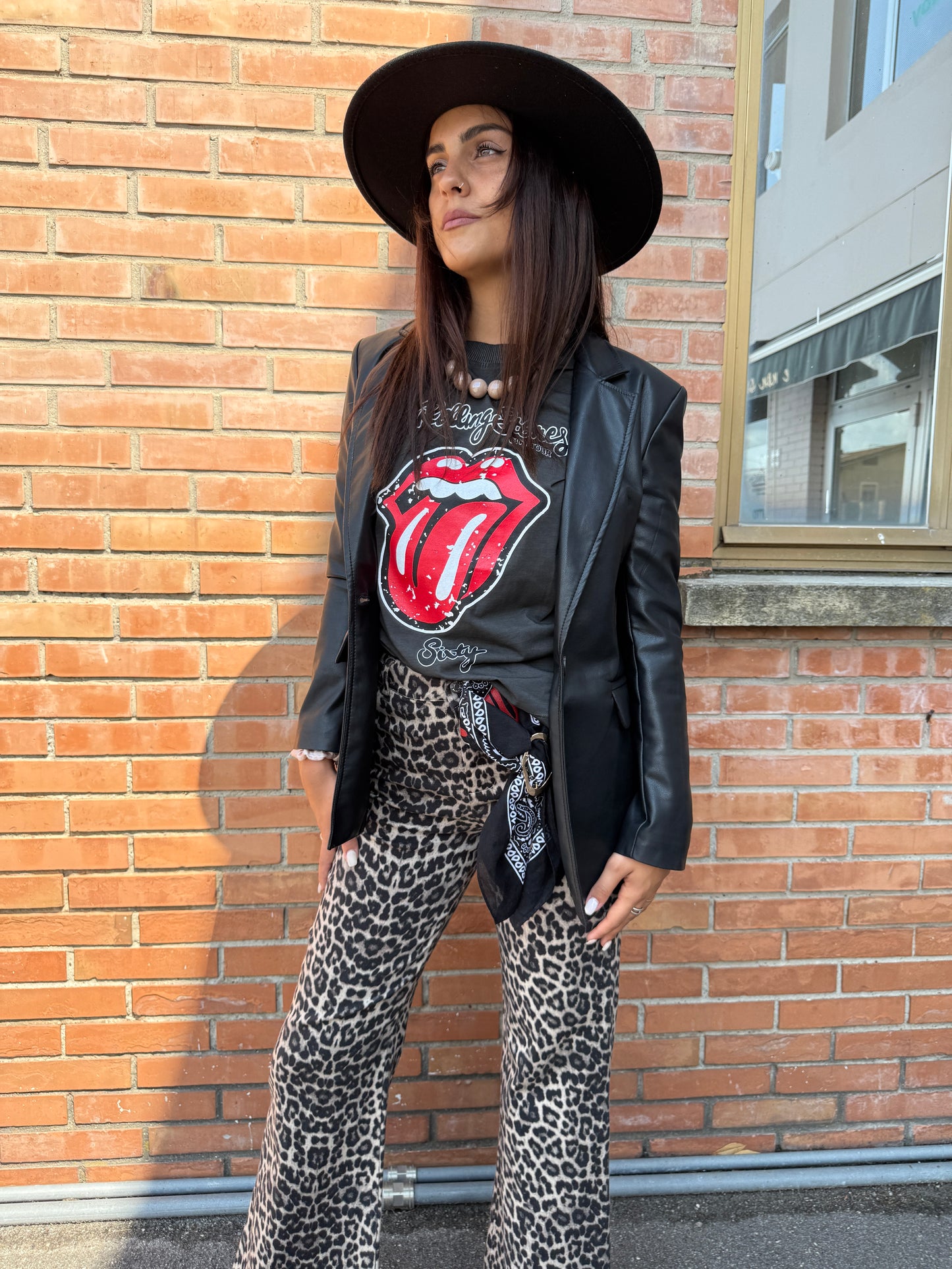 Susy Mix Giacca sfiancata in Ecopelle Nera