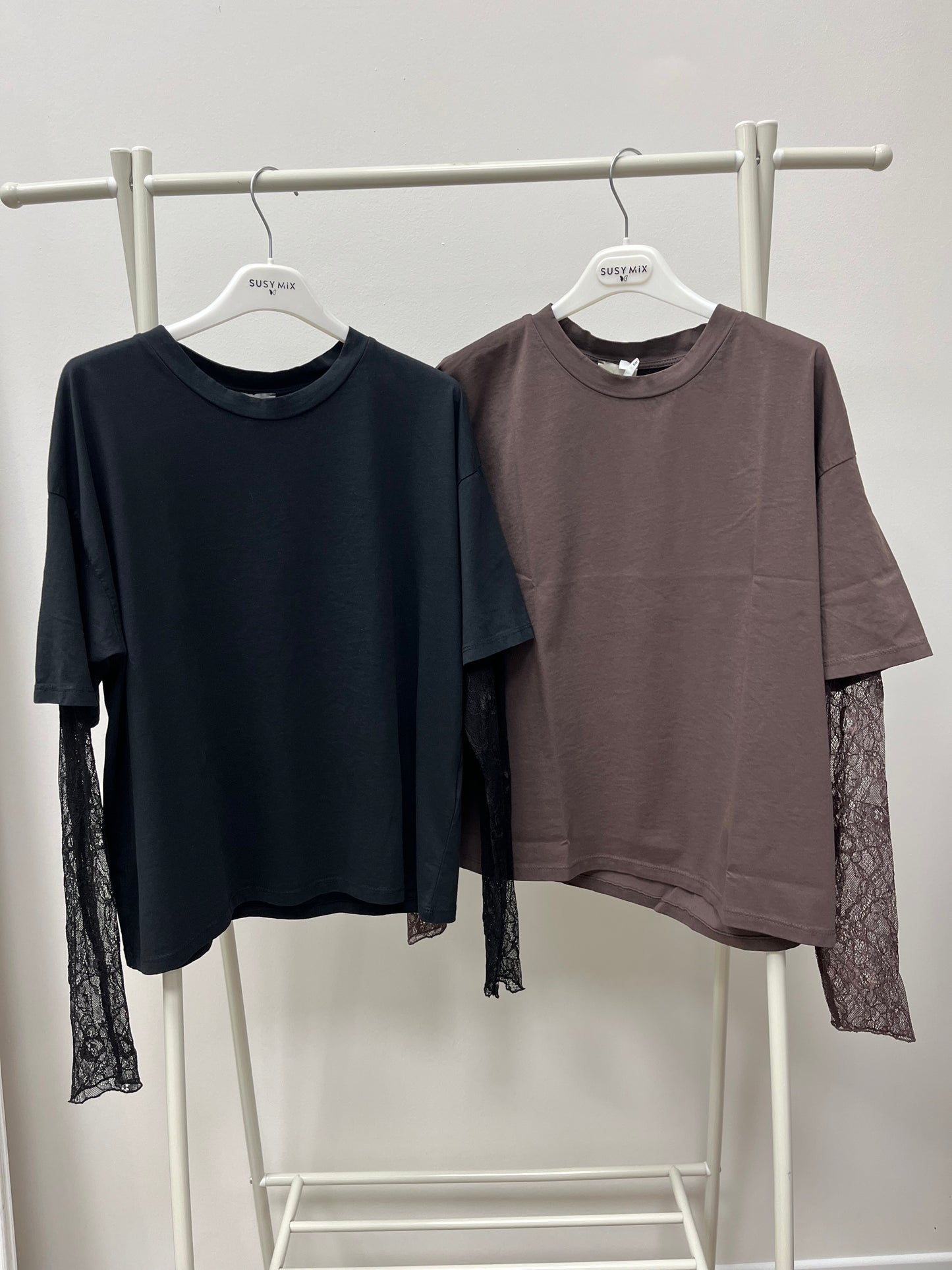 Susy Mix T-Shirt con Manica in Pizzo Moro