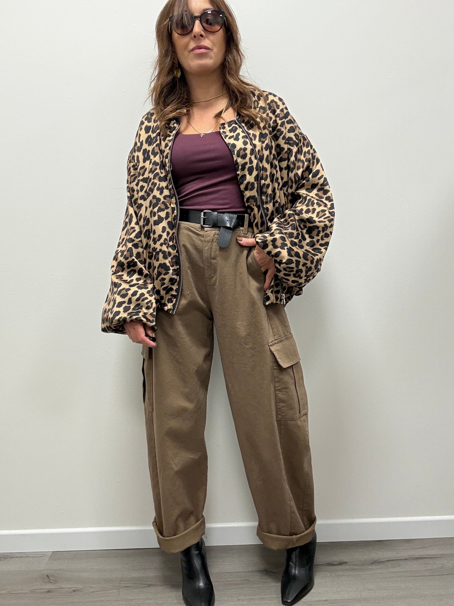 Pantaloni ovetto cargo Susy Mix fango