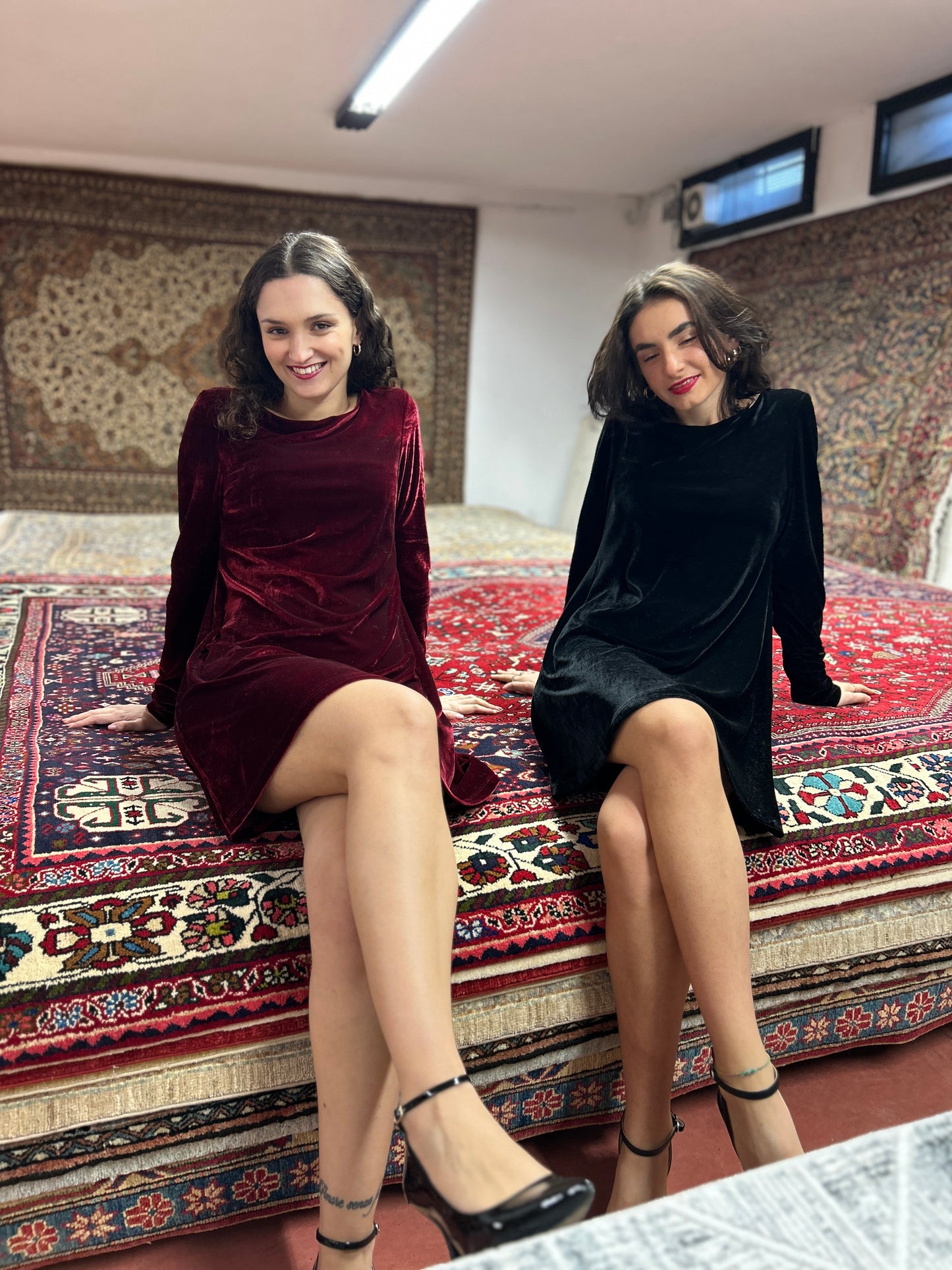 Abito in velluto nero Susy Mix