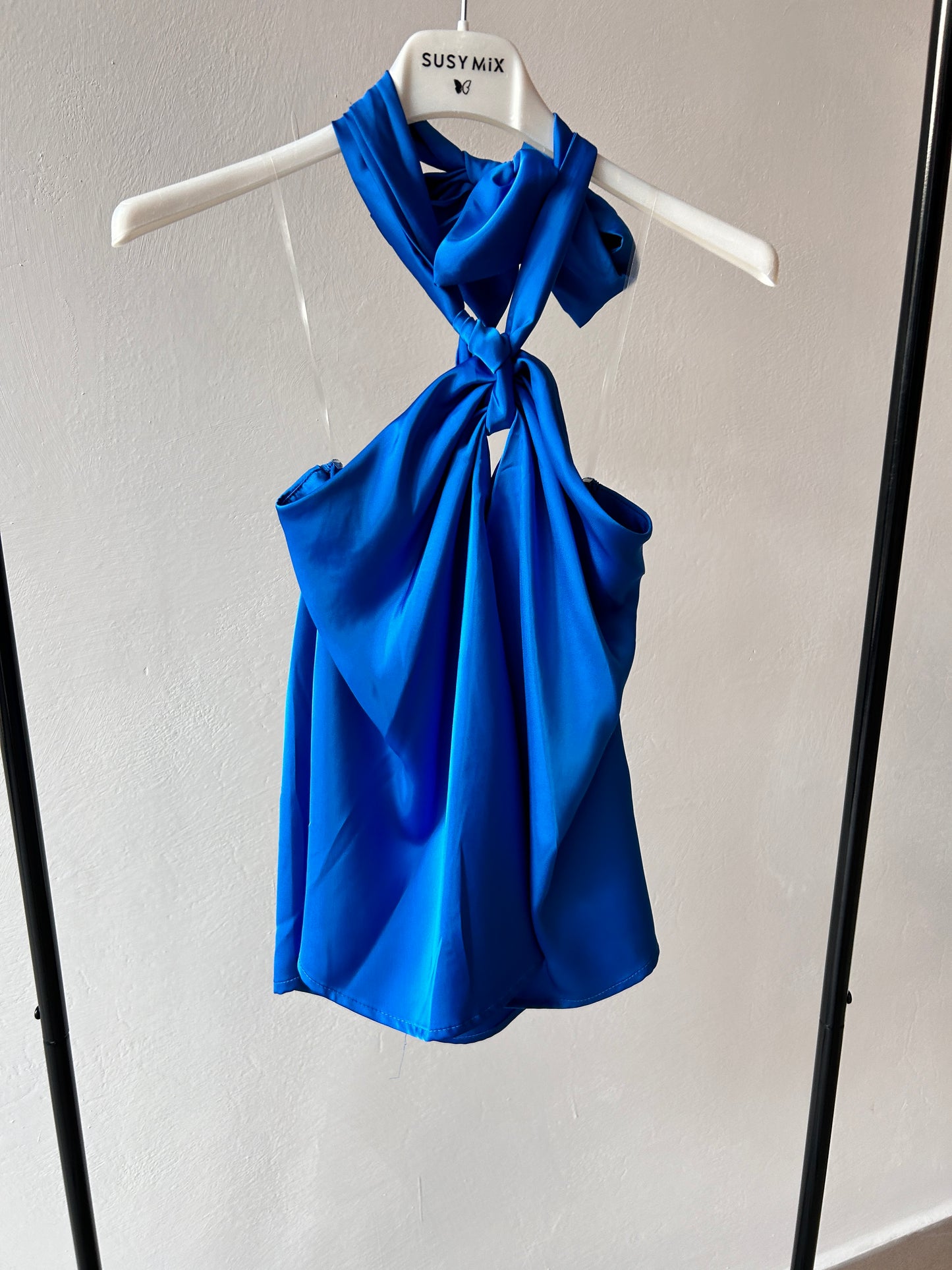Susy Mix Viscose Knot Top