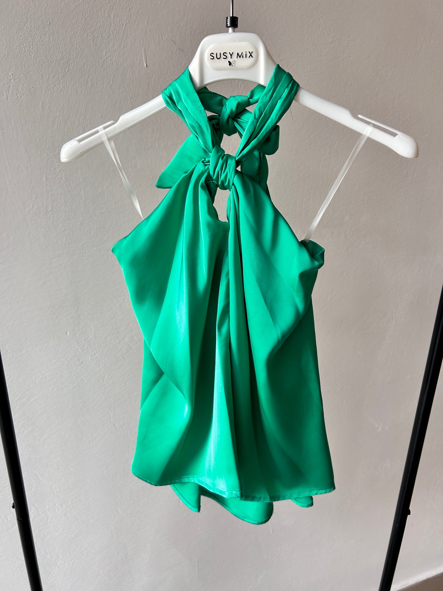 Susy Mix Viscose Knot Top