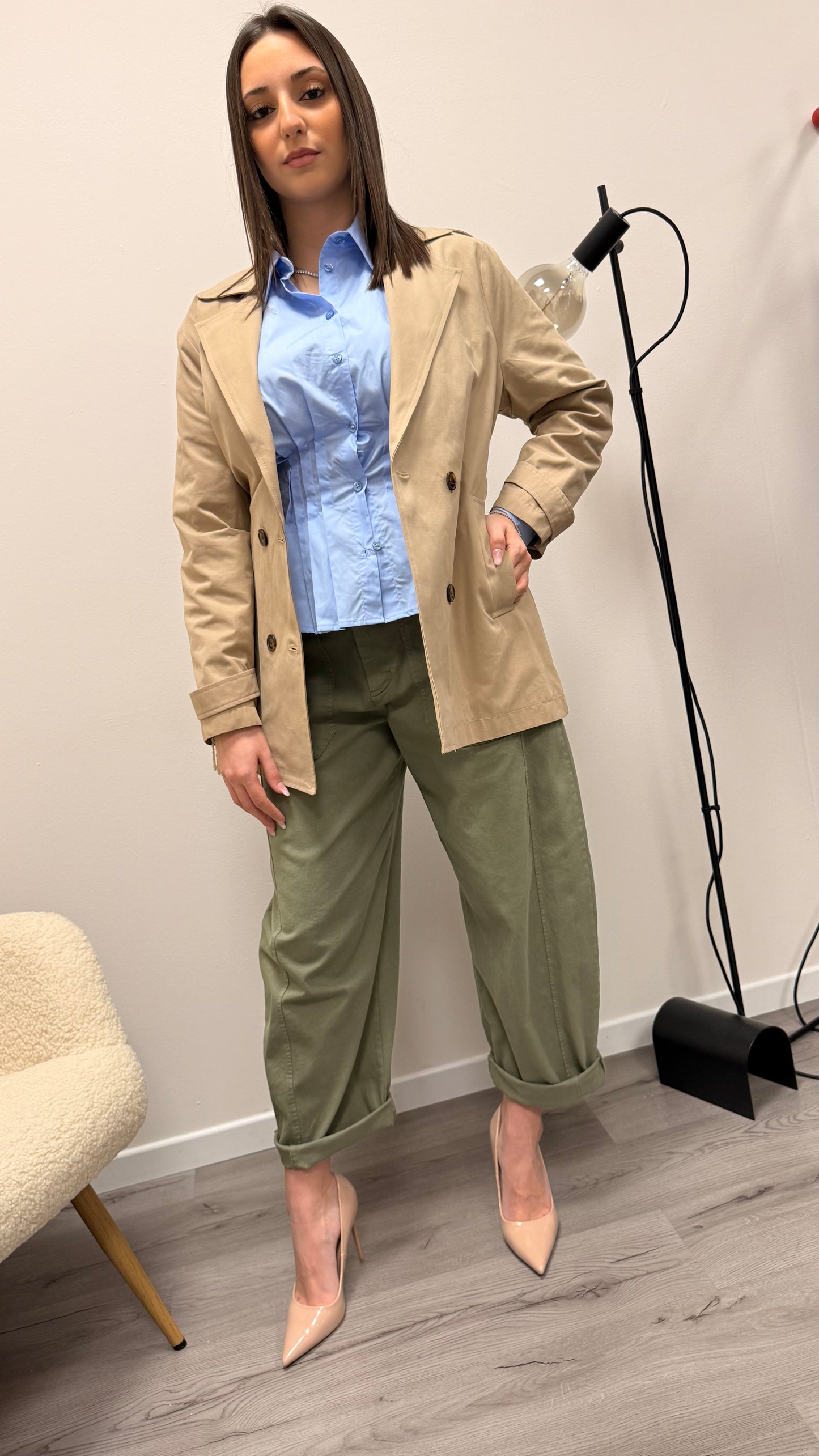 Trench corto classico con cintura Susy Mix