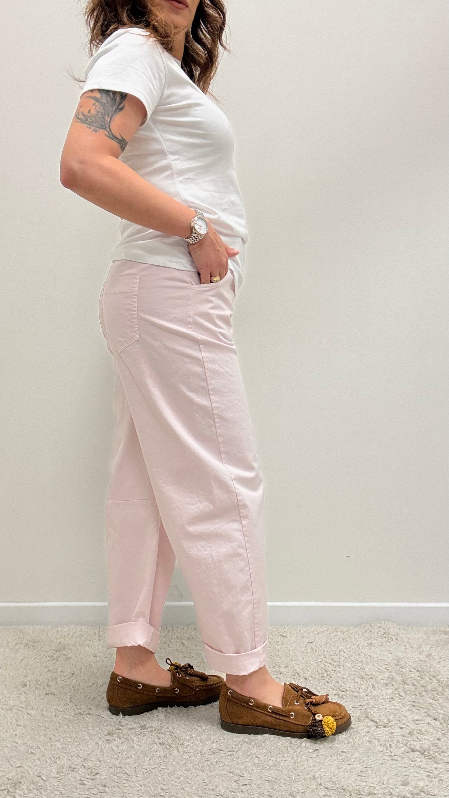 Jeans ovetto elastico in vita Motel rosa