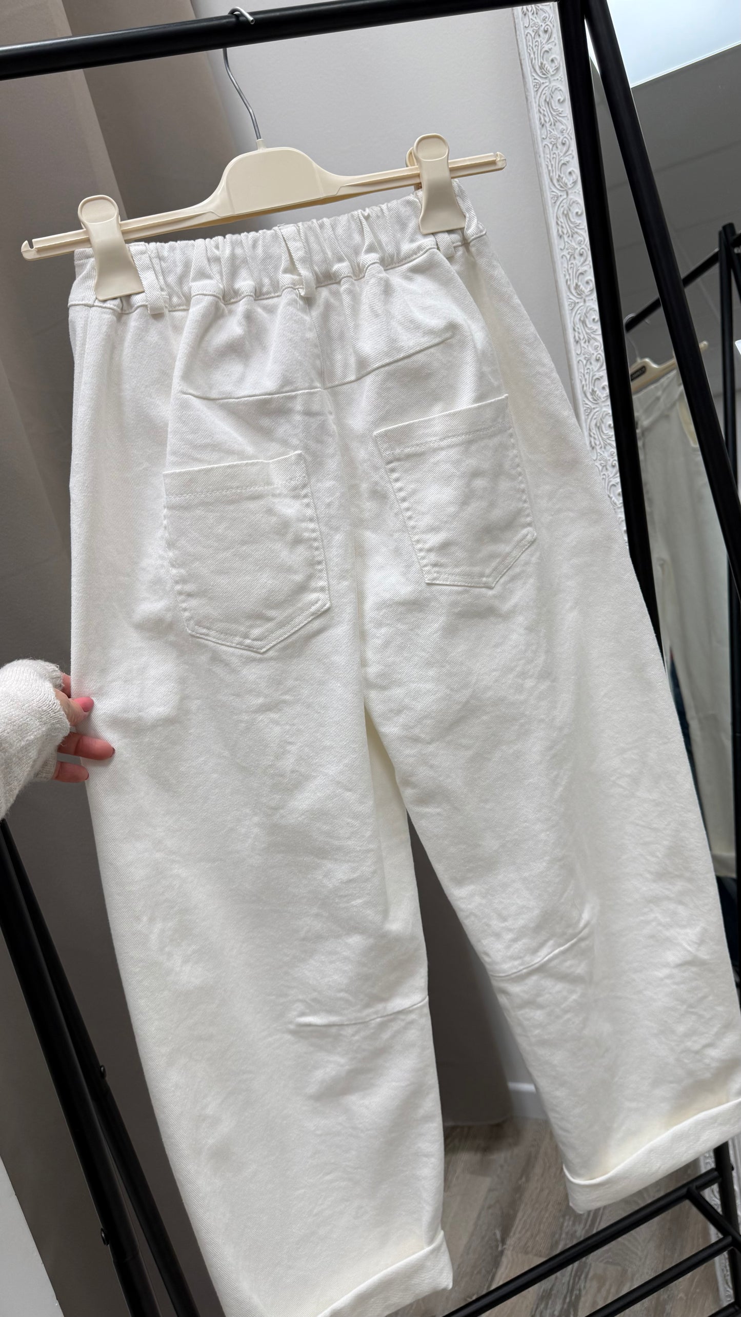 Jeans ovetto elastico in vita Tensione in