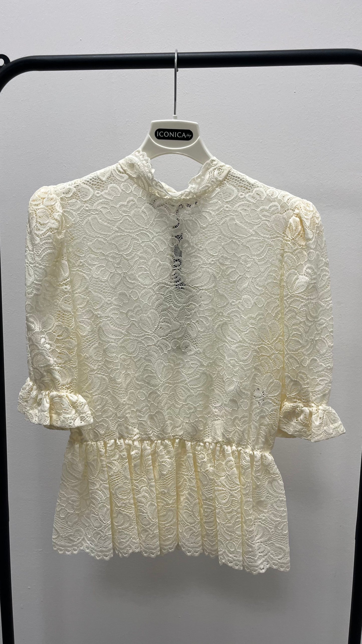 T-shirt pizzo manica sbuffo TPA-R006 burro