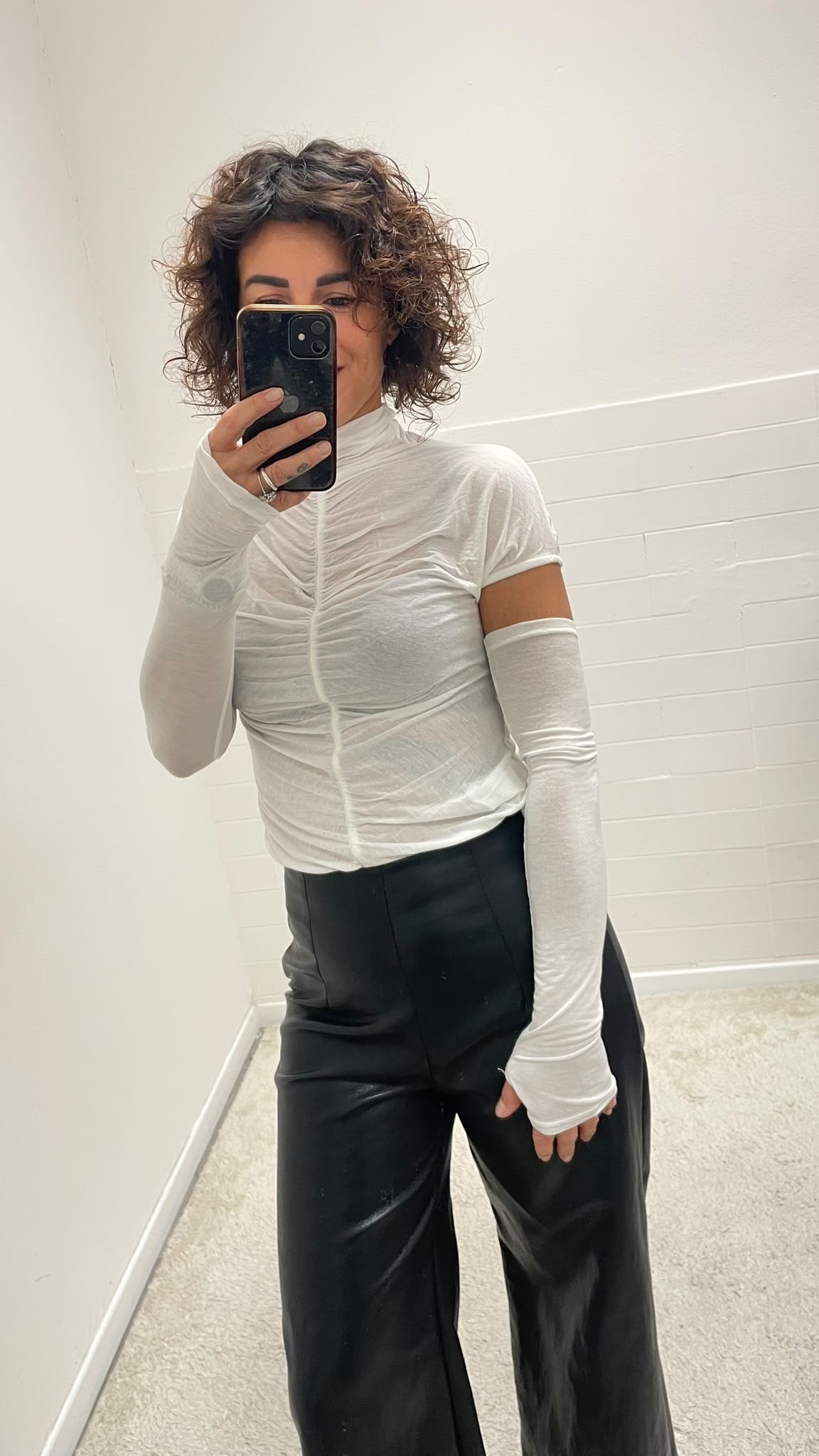 Maglia in misto cachemire con manicotti Susy Mix burro