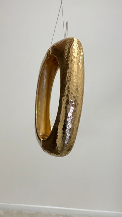 Bracciale Square oro satinato martellato