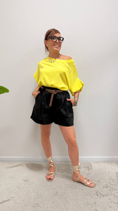 Shorts a Campana con Risvolto Nero HaveOne