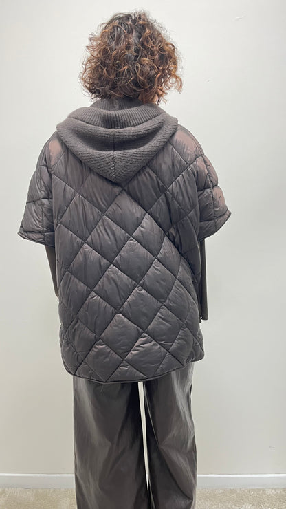 Gilet trapuntato donna con cappuccio in maglia moro Please