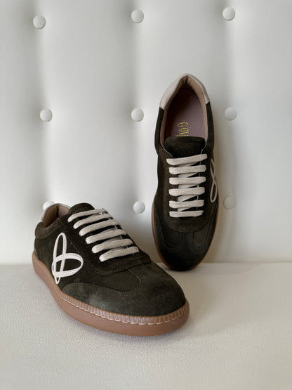 Ovyé Sneakers in Crosta Verde Militare