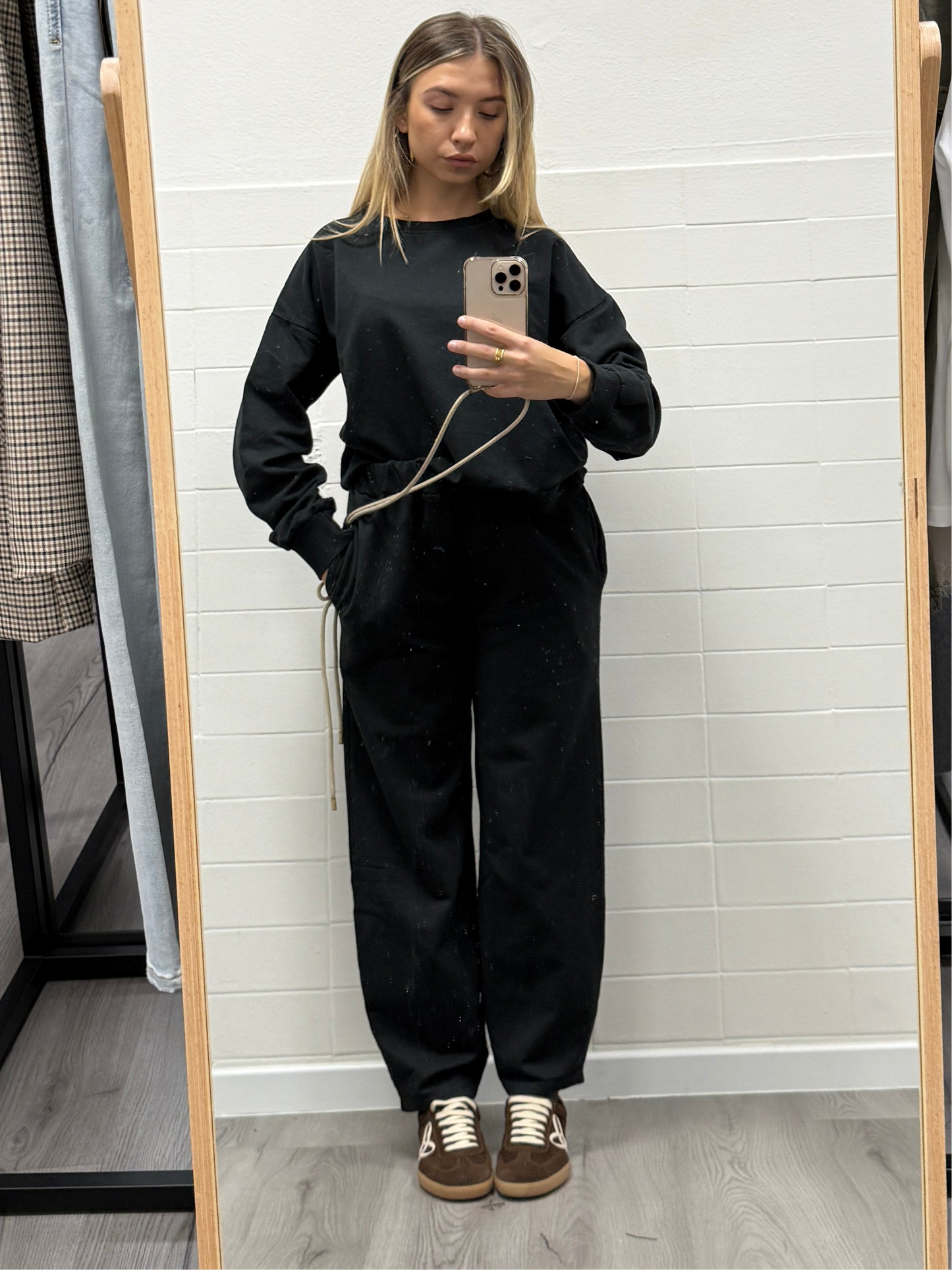 Tuta coordinato felpa + pantalone nero