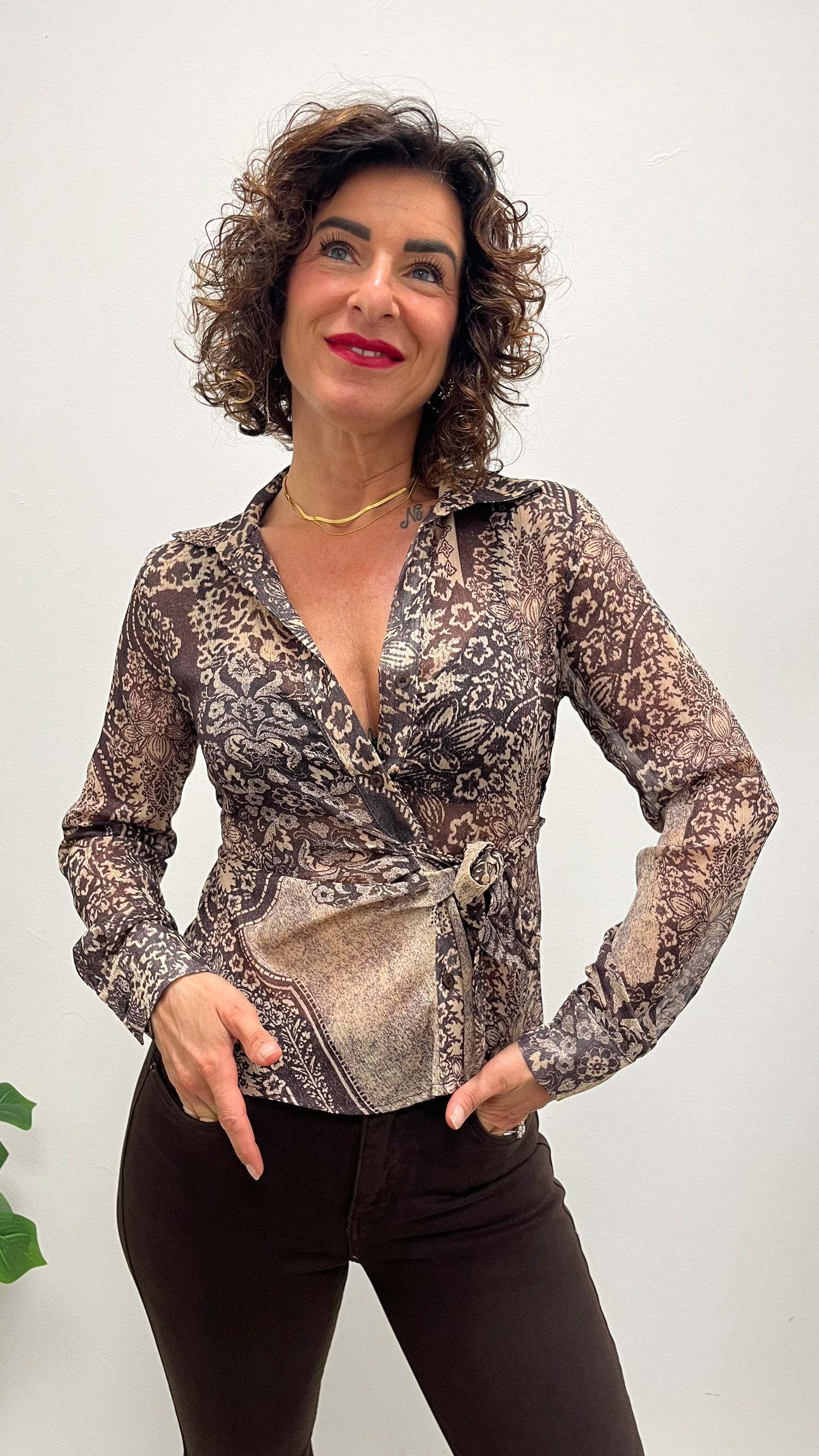 Camicia georgette fantasia con nodo Extasy moro e lurex