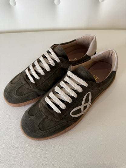 Ovyé Sneakers in Crosta Verde Militare