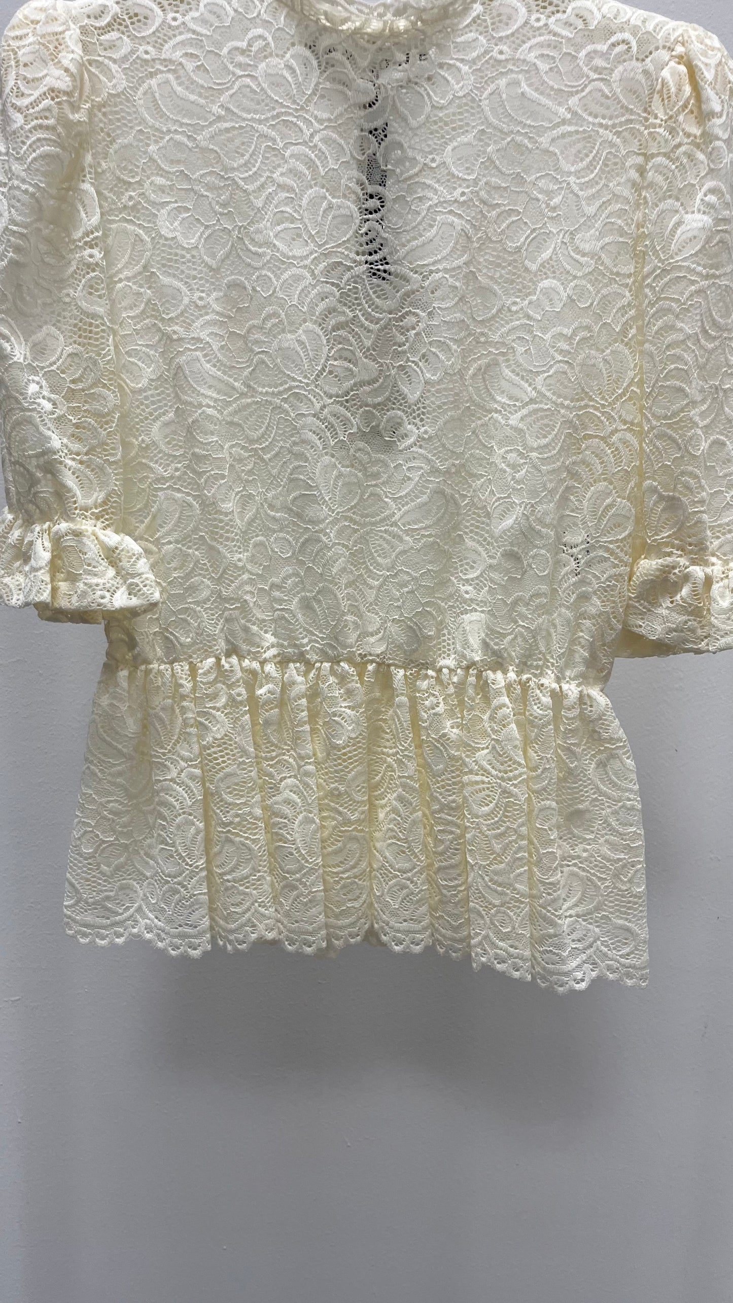 T-shirt pizzo manica sbuffo TPA-R006 burro