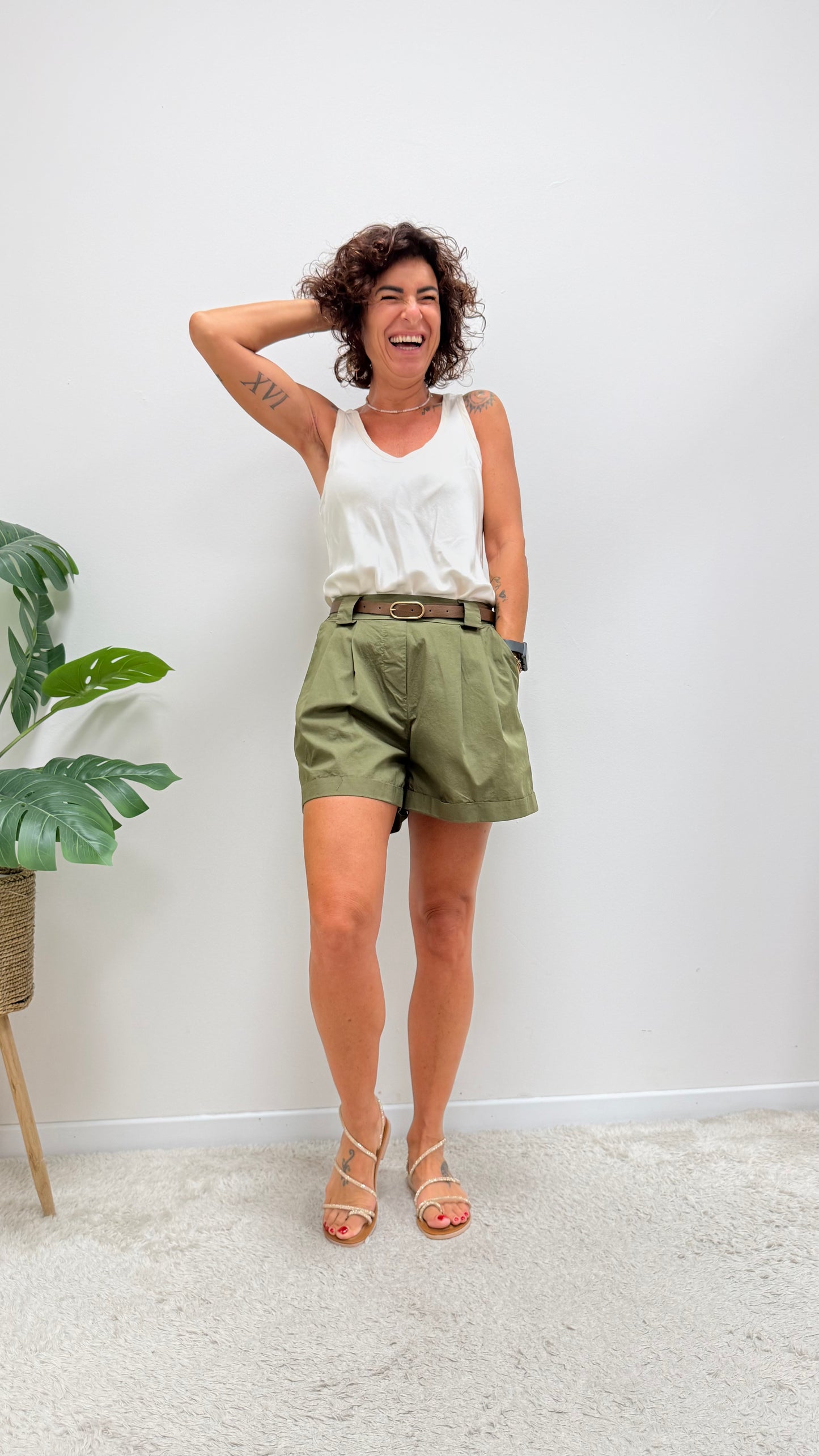 Shorts a Campana con Risvolto  Verde Militare HaveOne Art.PFL-Q674
