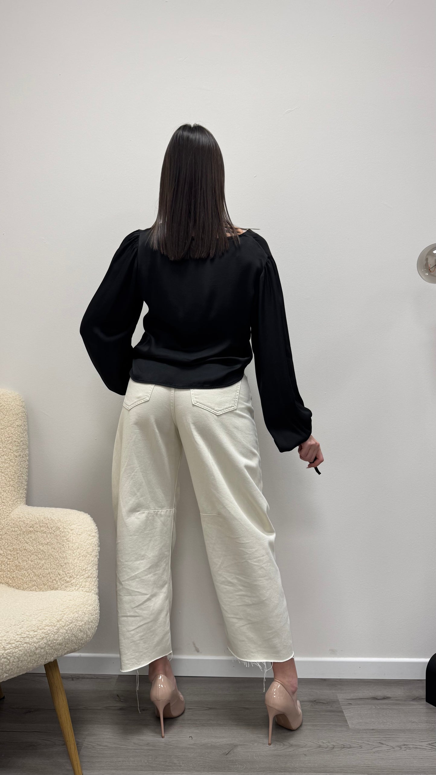 Blusa raso viscosa 100% scollo a V Haveone nero