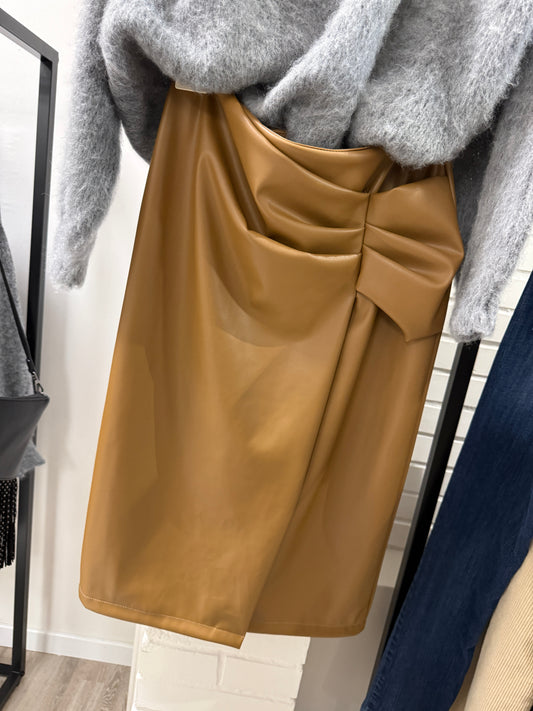 Gonna longuette ecopelle arricciata cammello Memoire