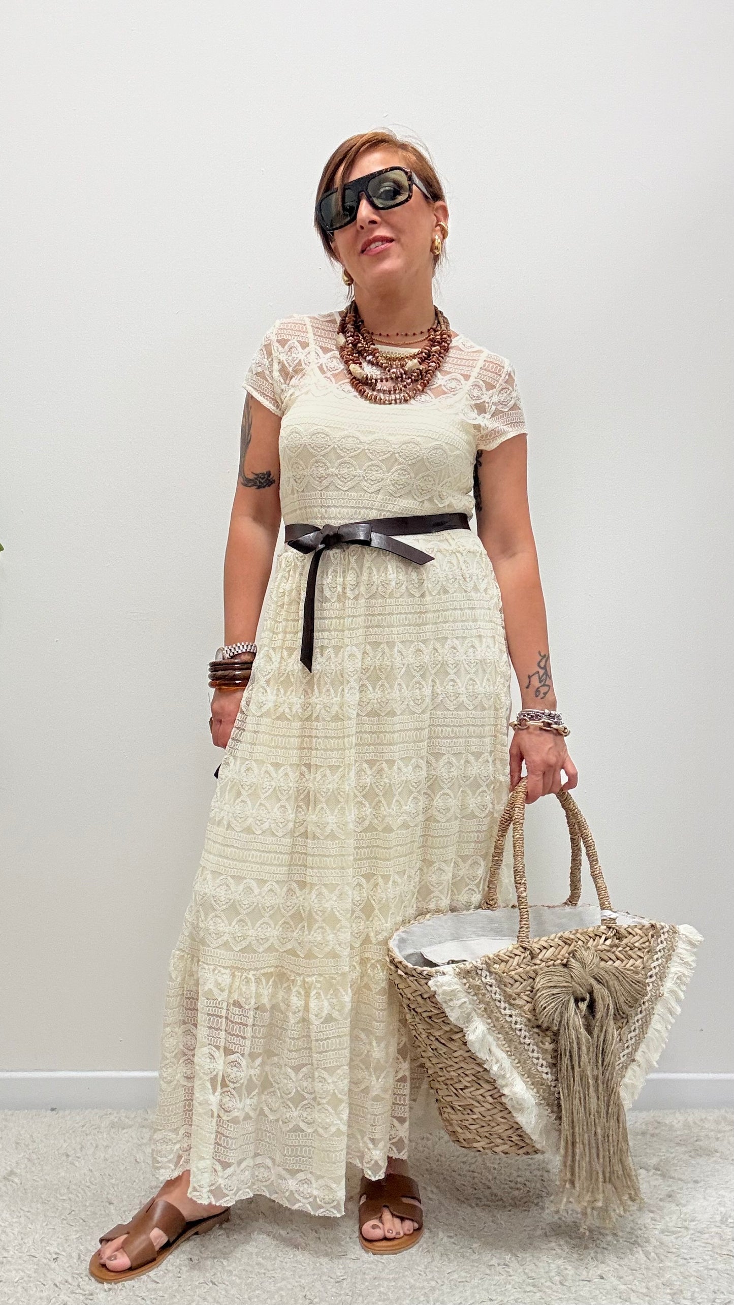 Abito pizzo burro con balze e sottoveste Susy Mix