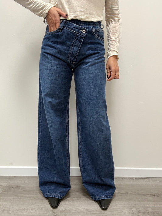 Jeans dritto abbottonatura laterale Please