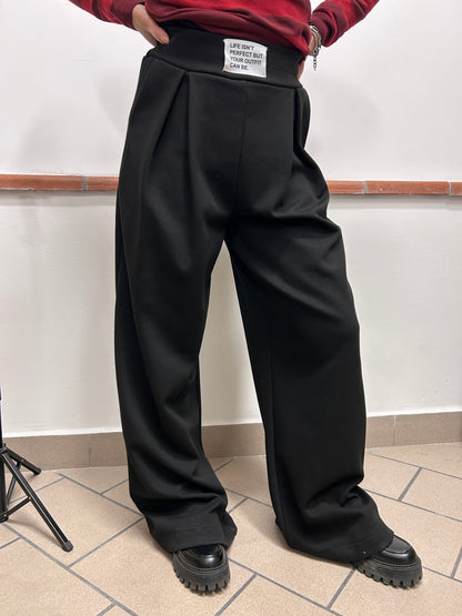 Pantalone palazzo in felpa con cannoncino e etichetta Haveone