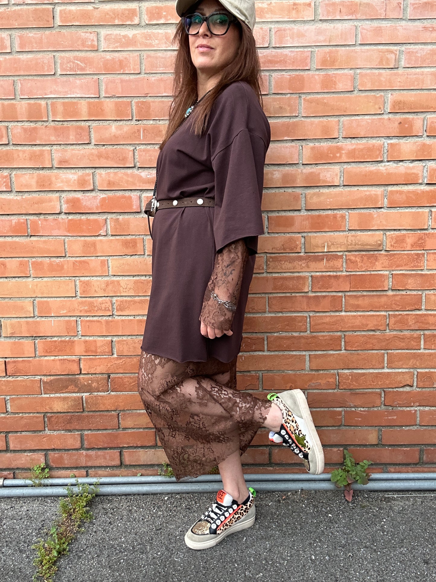 Susy Mix Abito con pizzo e strangolino