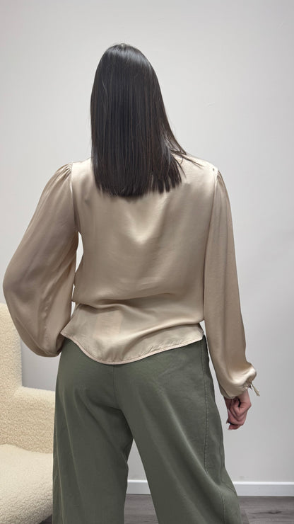 Blusa raso viscosa 100% scollo a V Haveone Beige