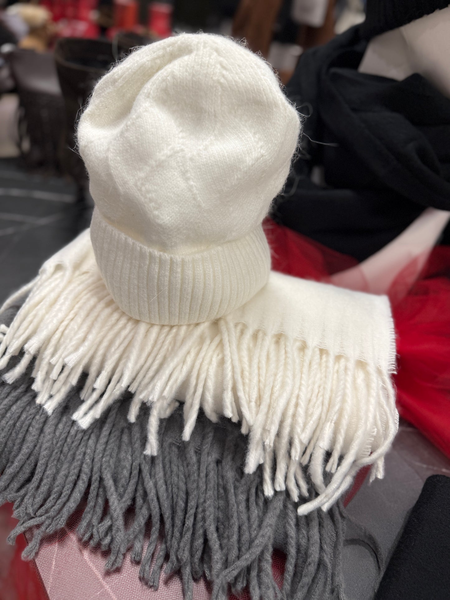 Set sciarpa cappellino burro Memoire