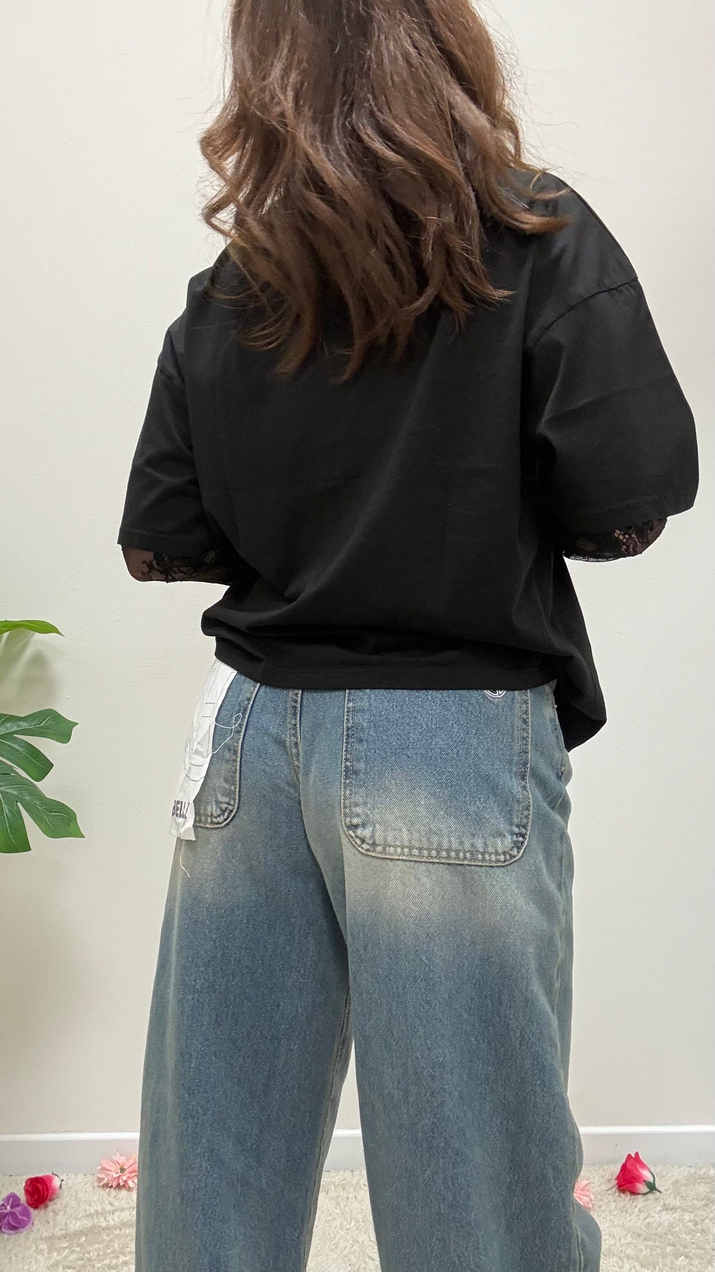 Susy Mix T-Shirt con Manica in Pizzo Nera