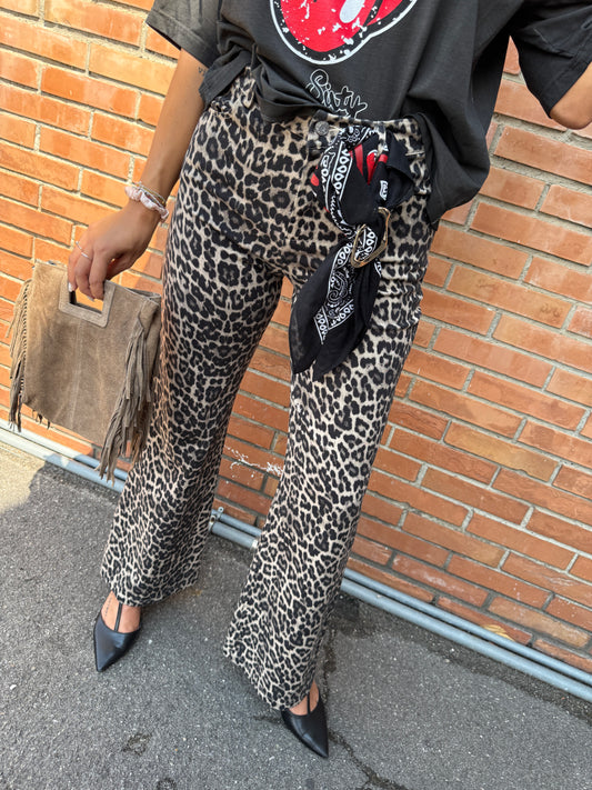 Pantaloni animalier zampa con bandana. animalier Haveone
