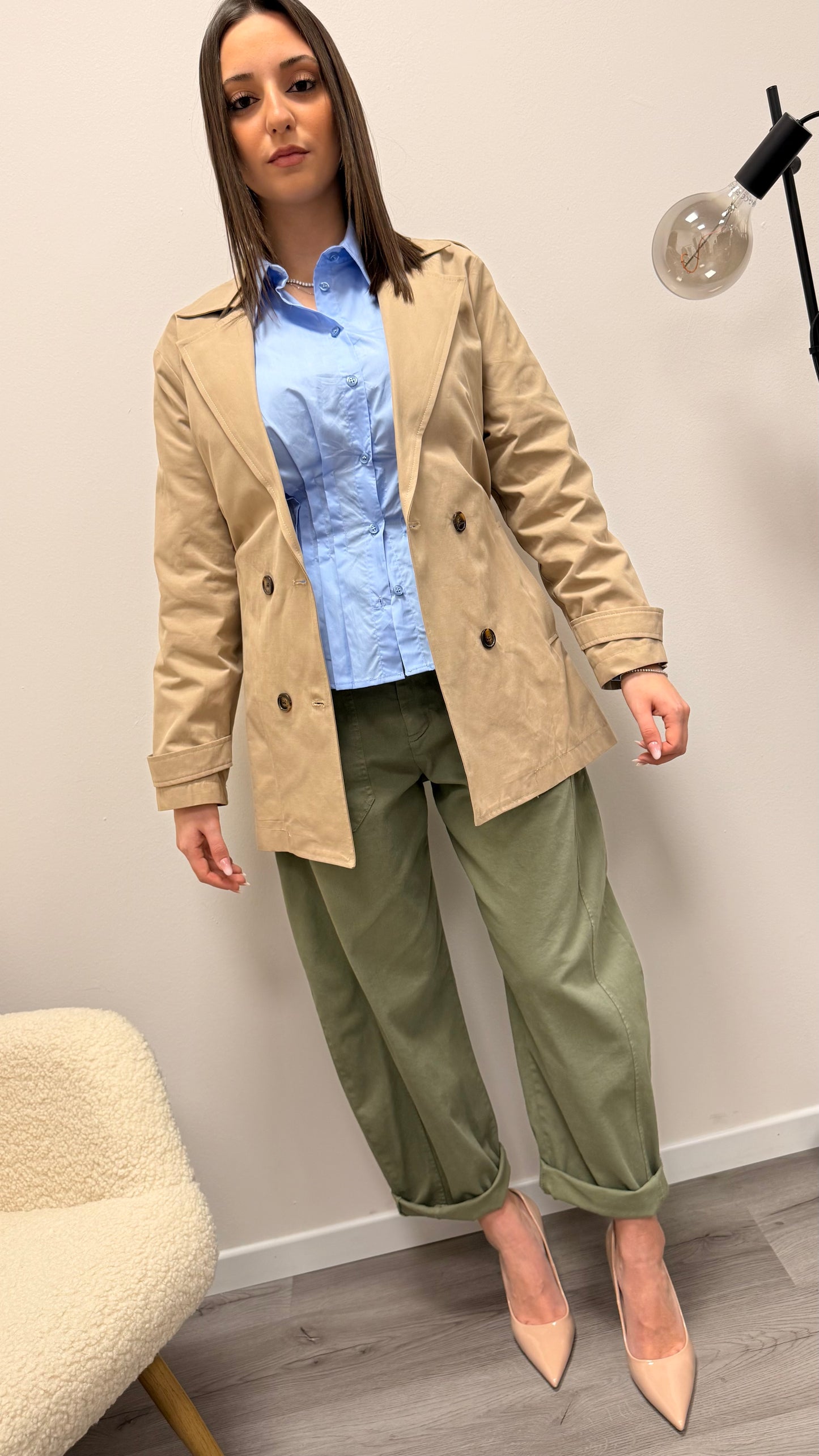 Trench corto classico con cintura Susy Mix